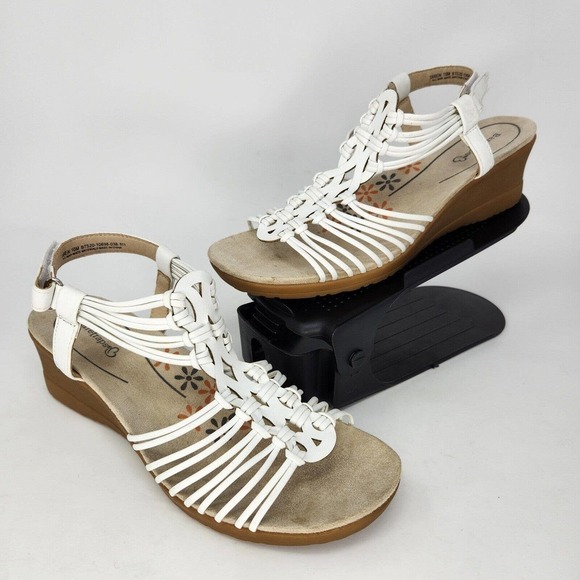 Baretraps Women's Taren Wedge Strappy Sandals White Size 10M - Picture 1 of 4